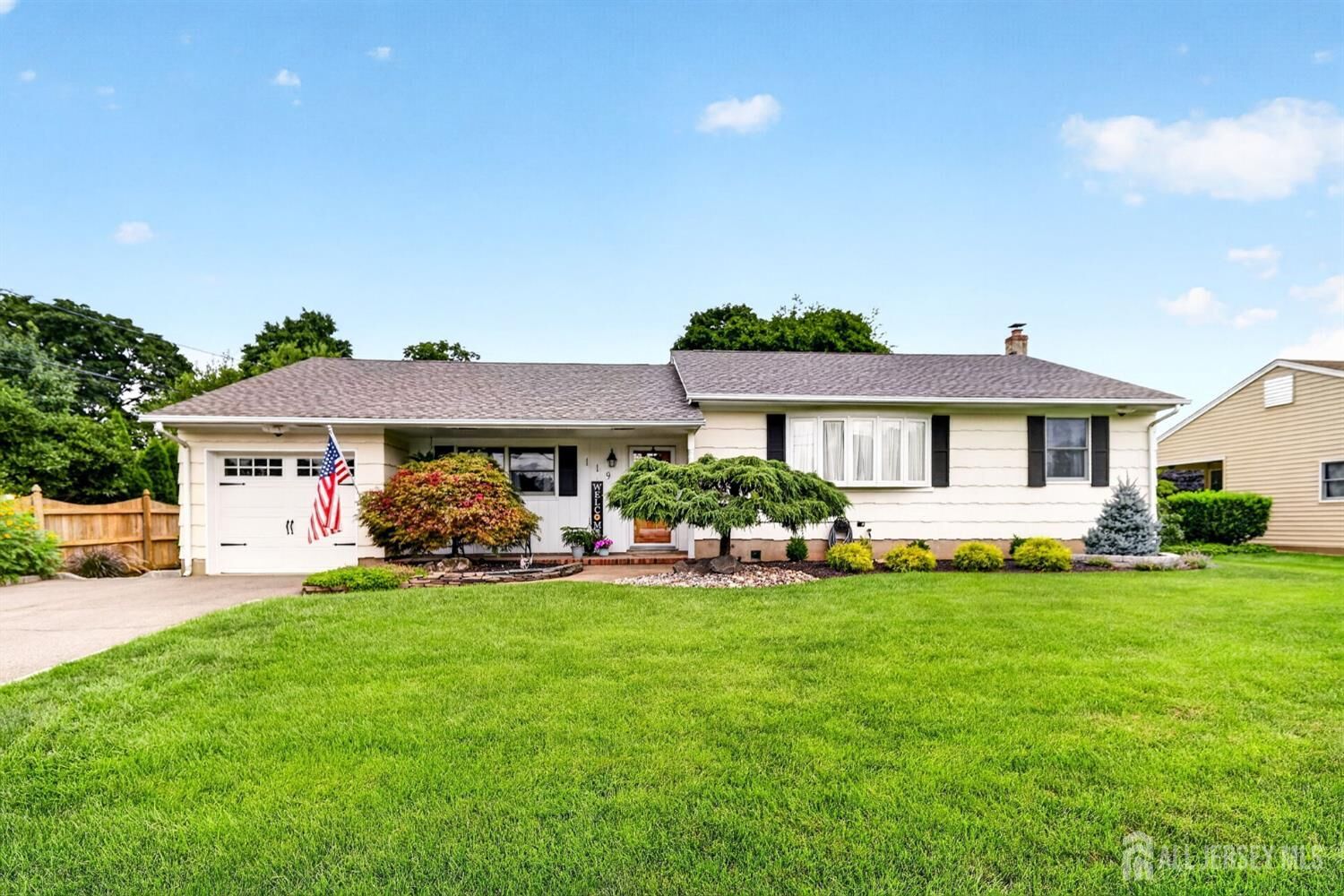 Property Photo:  119 Day Street  NJ 07080 
