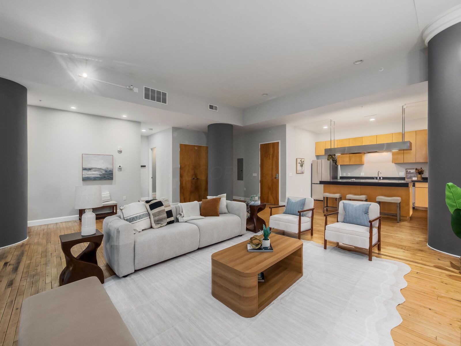 Property Photo: 106 N High Street OH 43215
