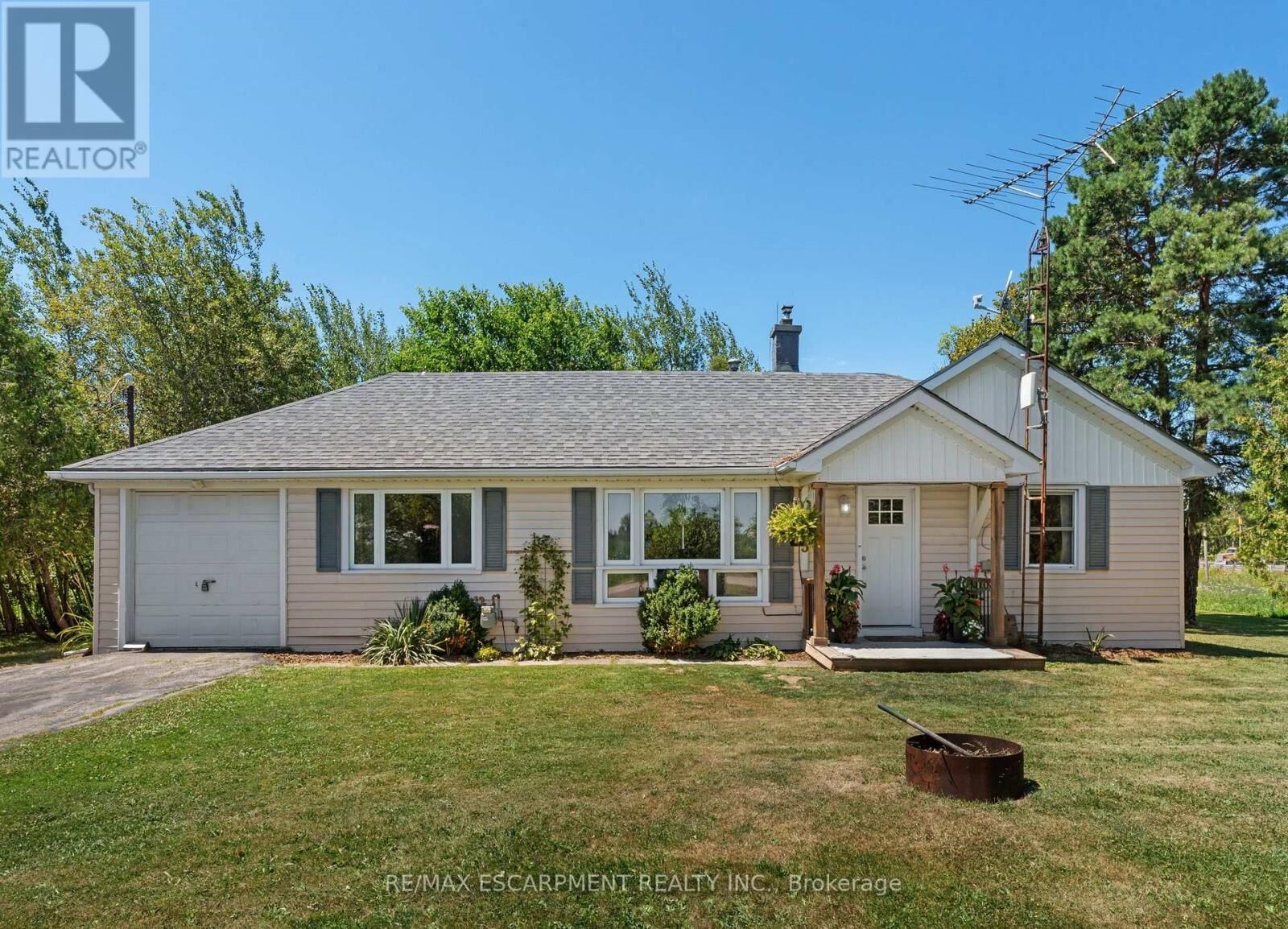 Property Photo: 3 Bousfield Lane ON N0A 1J0