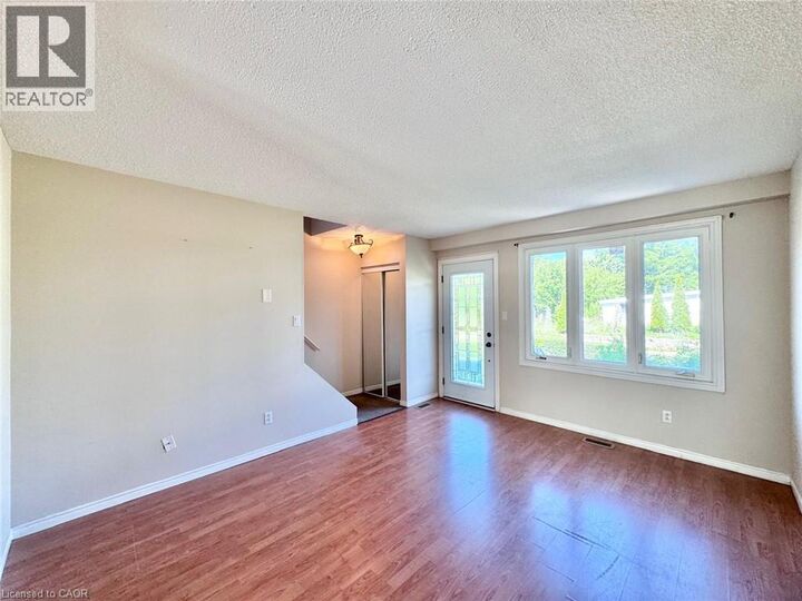 Property Photo:  327 South Montrose Street South 319  ON N3H 2J4 