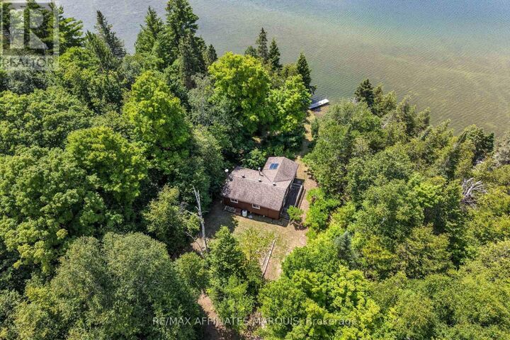 Property Photo:  1015 Penyck  Lake Lane  ON K0H 2P0 