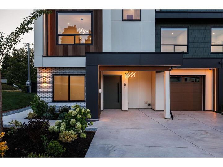 Property Photo: 11313 137 Street 101 BC V3R 2J2