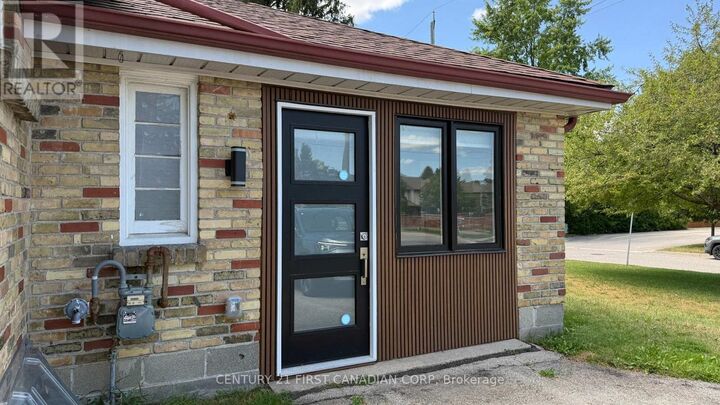 Property Photo: 1473 Adelaide Street North Unit 2 ON N5X 1K3