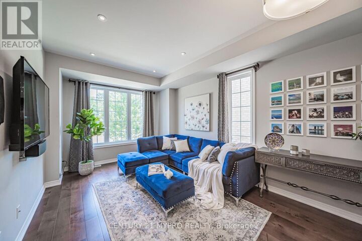 Property Photo: 2768 Donald Cousens Parkway South ON L6B 0X8