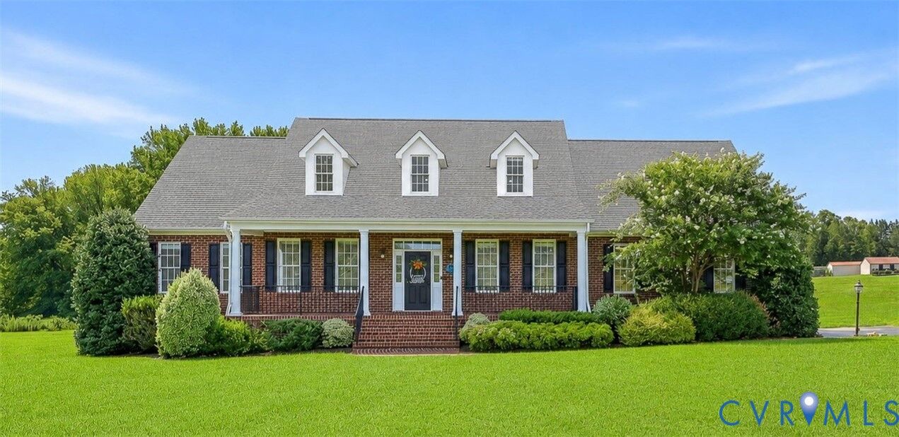 Property Photo: 16225 Parrish Farms Road VA 23192