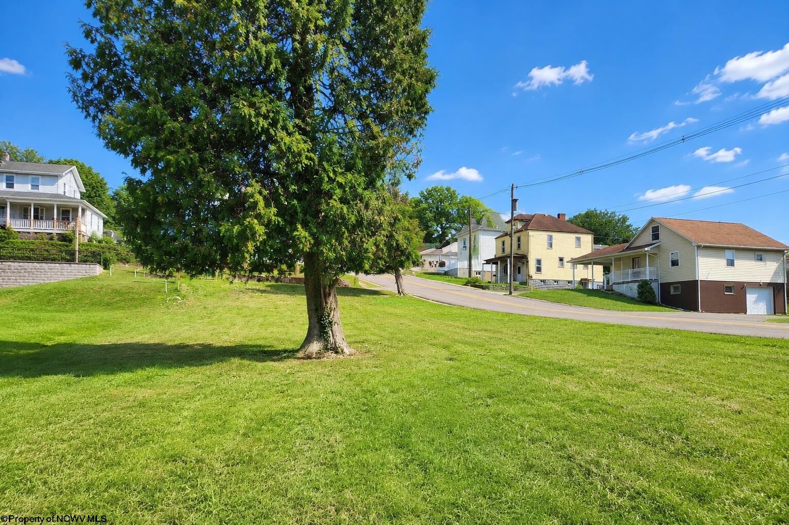 Property Photo: 609 7th Street WV 26554