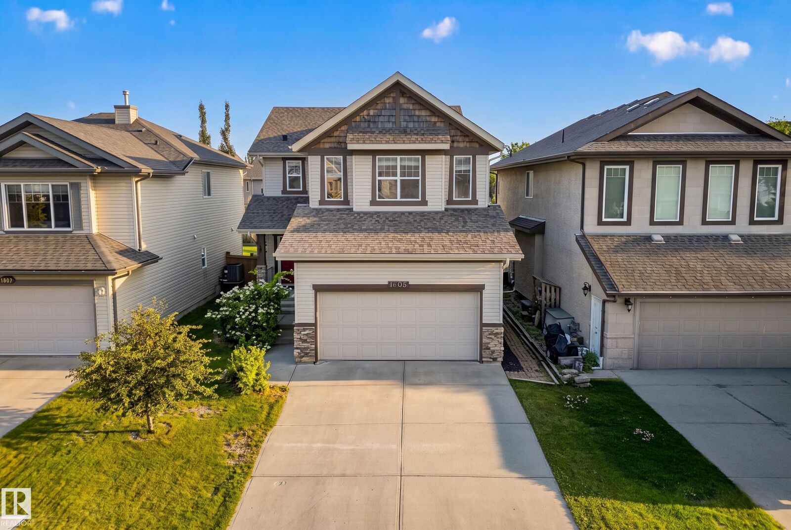 Photo de la propriété: 1605 Hodgson Court NW AB T6R 3R5