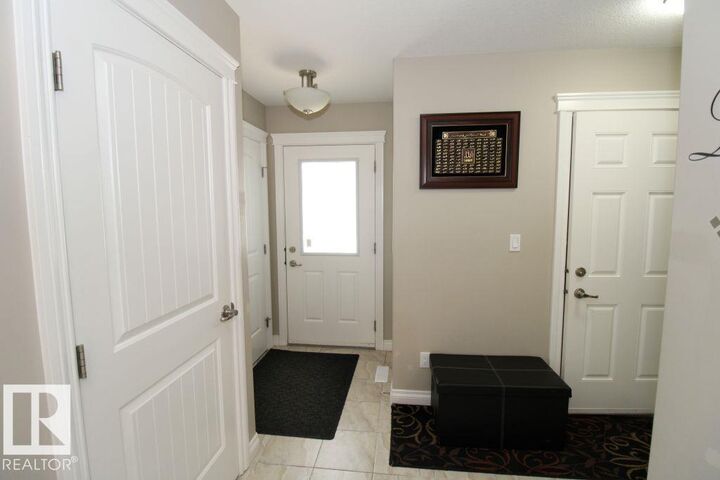 Property Photo: 3048 Harvey Crescent NW AB T6M 0N4