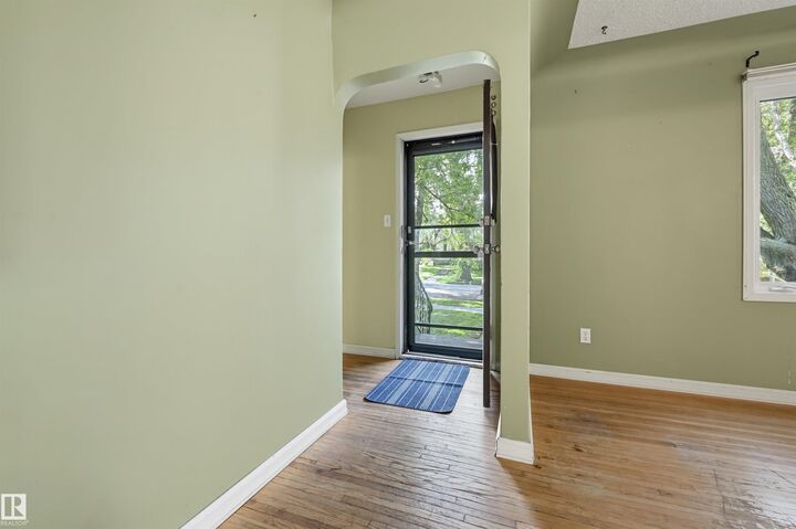 Property Photo:  7754 80 Avenue NW  AB T6C 0S4 