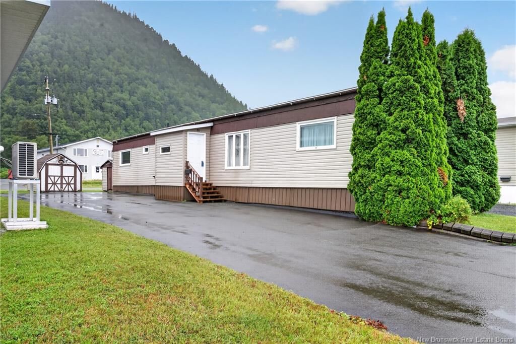 Property Photo: 26 Mountain View Place NB E3N 3L1