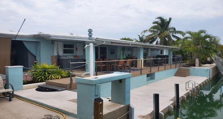 Property Photo: 142 Sawyer Drive FL 33042