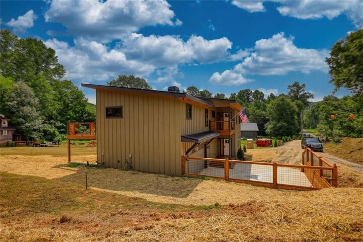Property Photo: 483 Church Street GA 30513