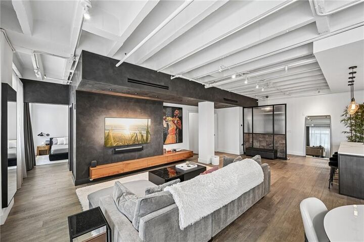 Property Photo: 805 Peachtree Street NE 501 GA 30308