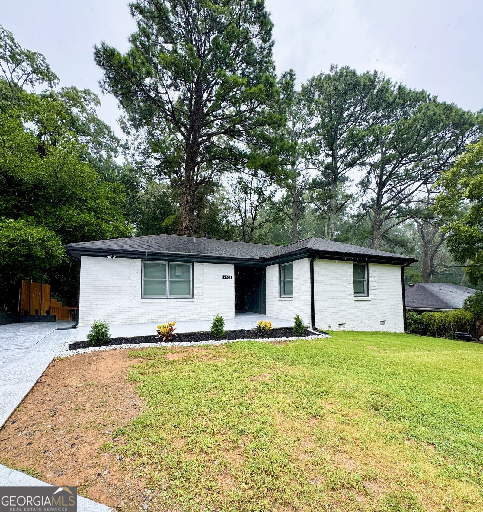 Property Photo: 2702 Rollingwood Lane SE GA 30316