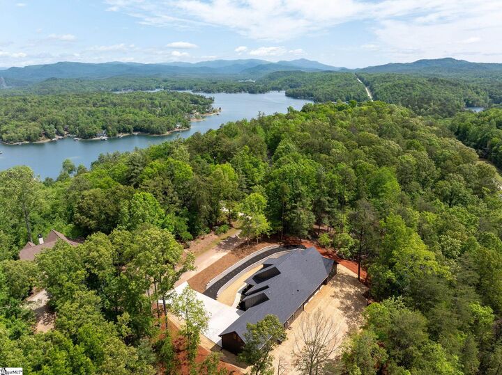 Property Photo: 235 Bay View Drive SC 29676