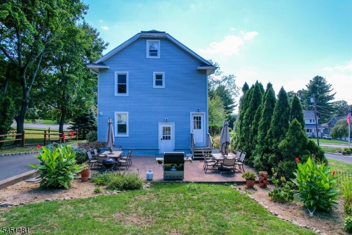 Property Photo:  45 Hill St  NJ 07432 
