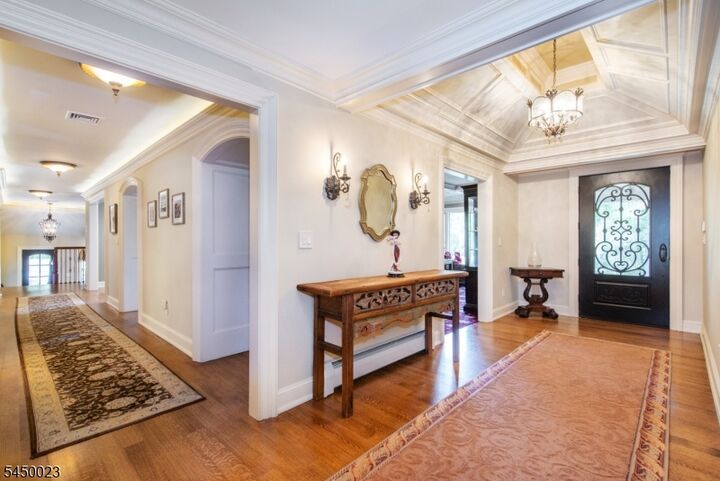 Property Photo:  11 Ford Ln  NJ 07068 
