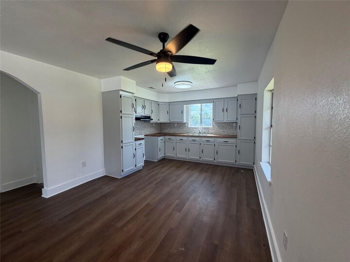 Property Photo: 4522 County Road 459C TX 77541