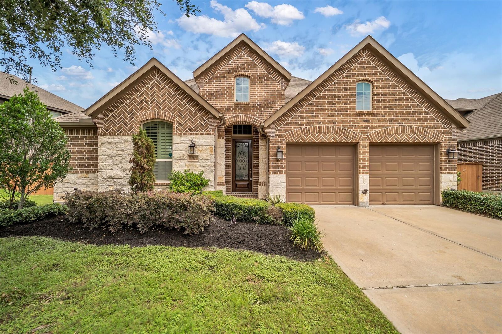 Property Photo: 17122 Kildonan Court TX 77407