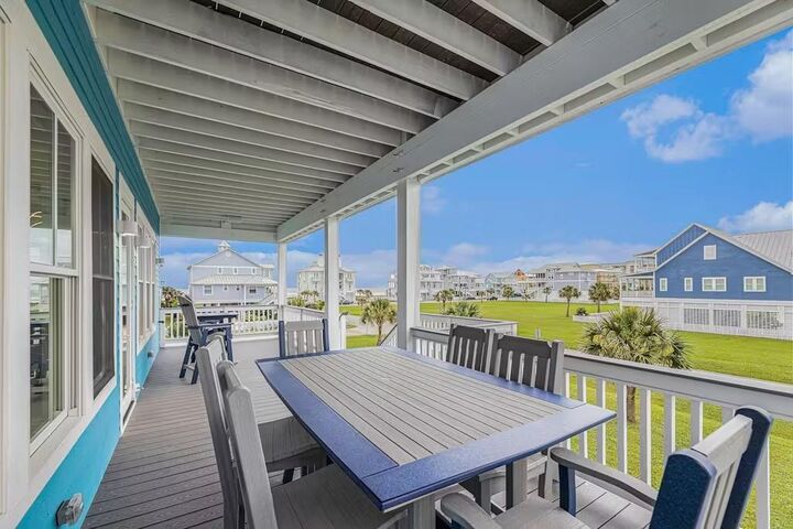 Property Photo:  3814 Abalone Road  TX 77554 