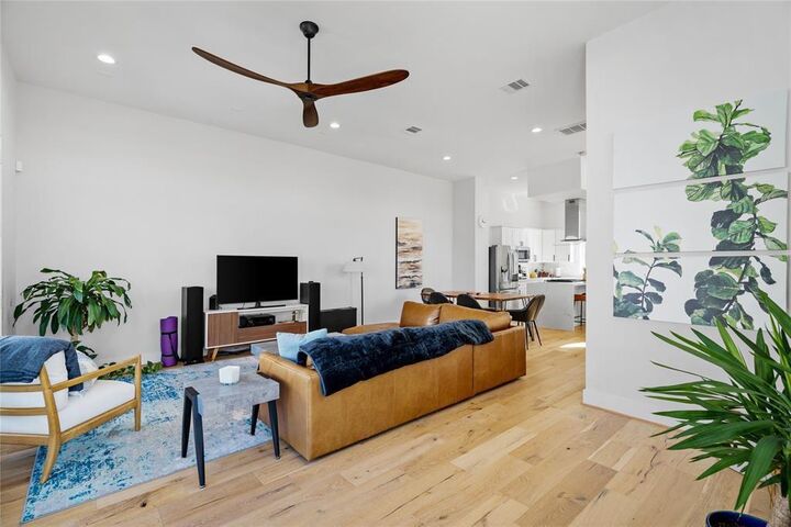 Property Photo: 1817 Elite Drive TX 77003