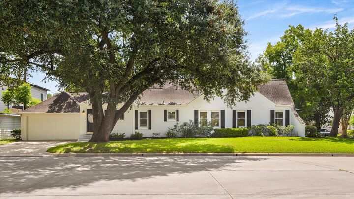 Property Photo:  3136 Lafayette Street  TX 77005 
