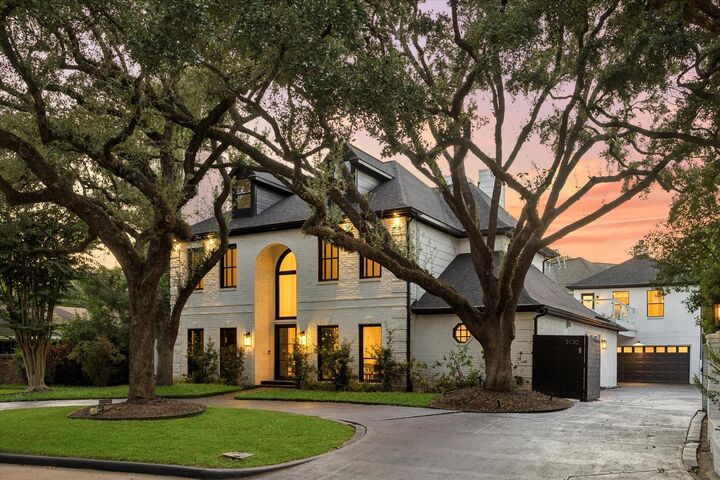 Property Photo:  3130 Kettering Drive  TX 77027 