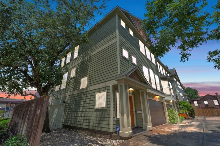 Property Photo:  2003 Wichita Street  TX 77004 
