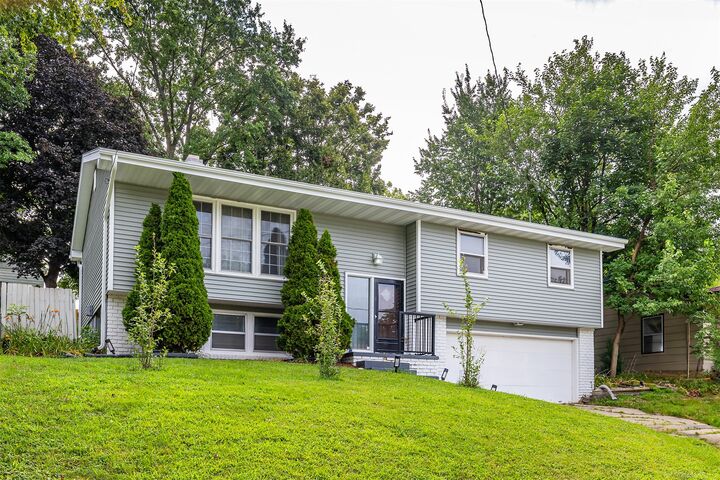 Property Photo:  2011 64th Street  IA 50324 