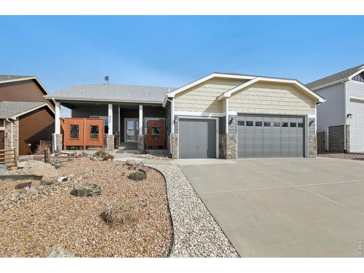 Property Photo:  317 Kirkland Ln  CO 80534 