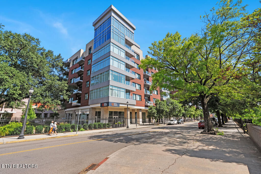 Property Photo: 333 W Depot Ave 414 TN 37917