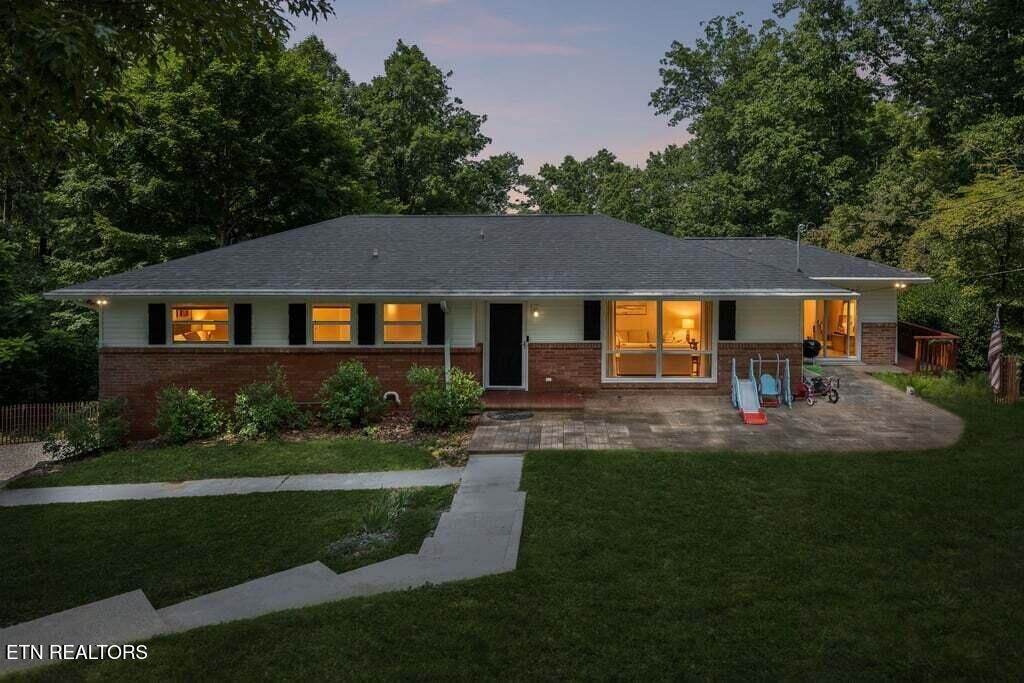 Property Photo:  103 Morgan Rd  TN 37830 