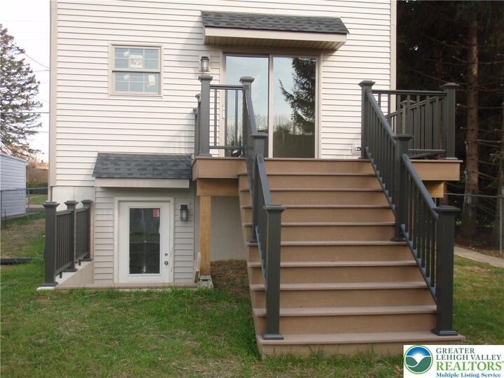 Property Photo:  1796 Newport Avenue  PA 18067 