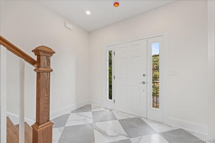 Property Photo:  7 Wyanoke Street  NY 10606 