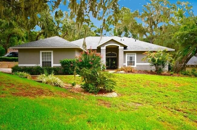 Property Photo:  1810 Tournament Drive  FL 32712 