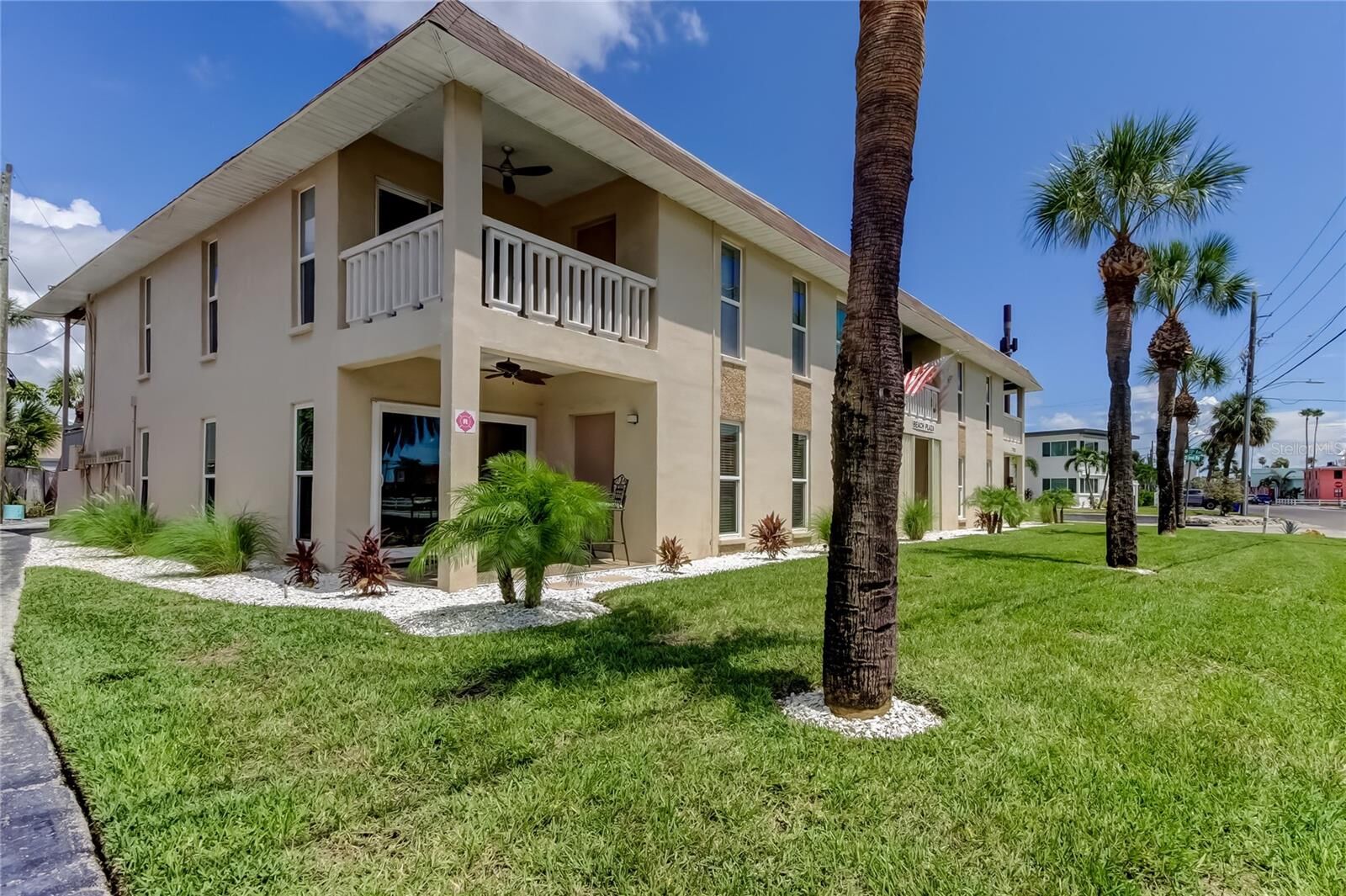 Property Photo:  7003 Sunset Way 1  FL 33706 