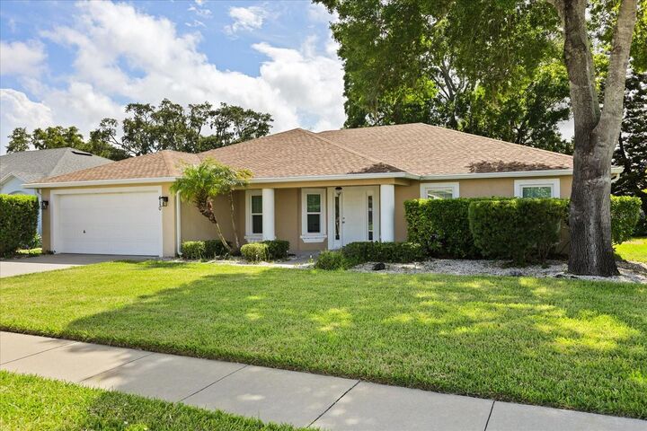 Property Photo:  410 Central Mariners Drive  FL 32141 