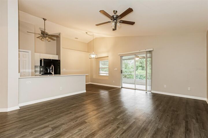 Property Photo:  823 Rocky Mountain Court  FL 33594 