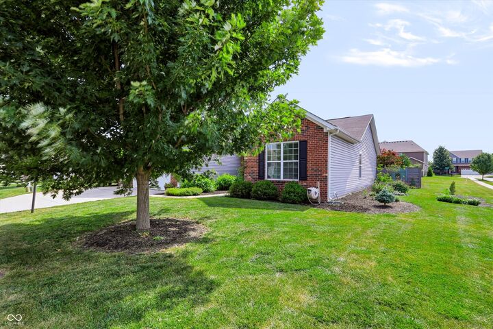Property Photo: 1645 Ballyganner Drive IN 46123