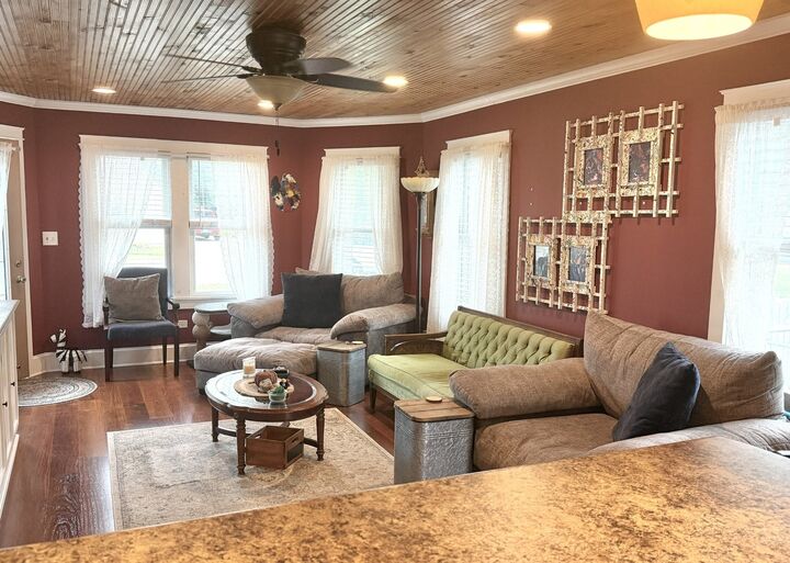 Property Photo:  1610 Poplar Street  IL 61350 