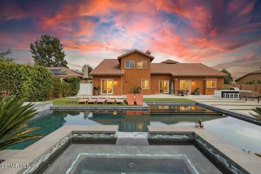 Property Photo:  9651 Sagebrush Avenue  CA 91311 