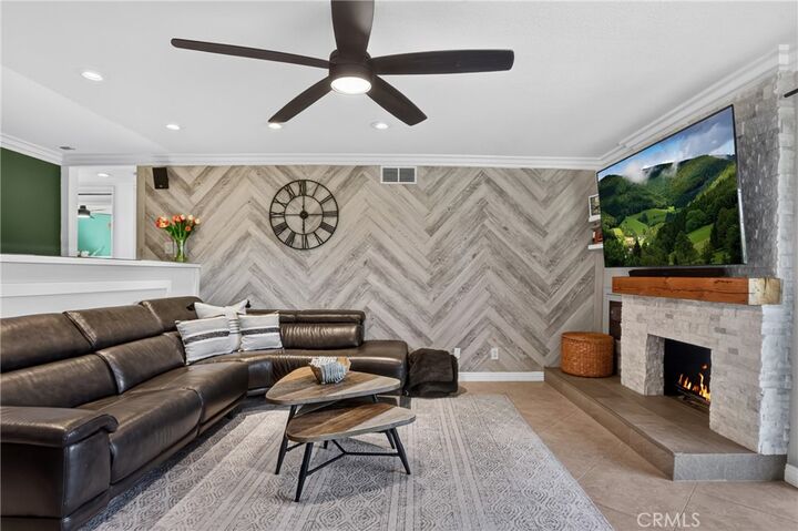 Property Photo: 27871 Esporlas CA 92692