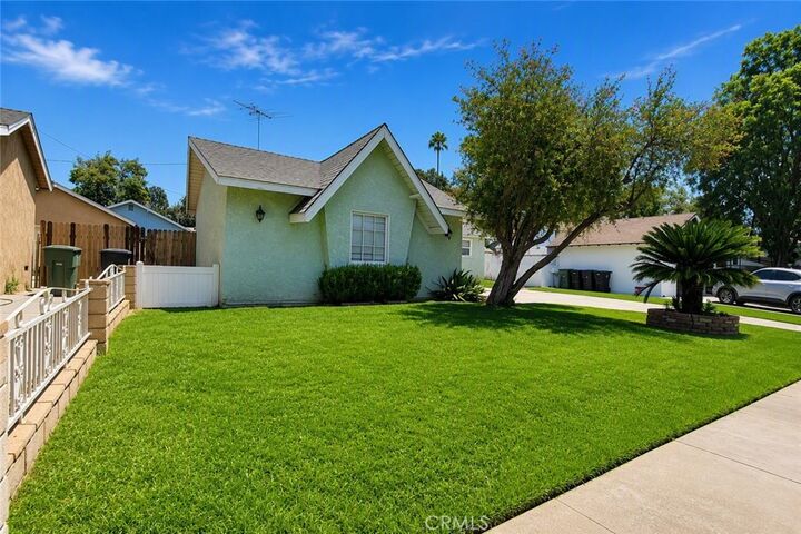 Property Photo: 4737 Toyon Road CA 92504