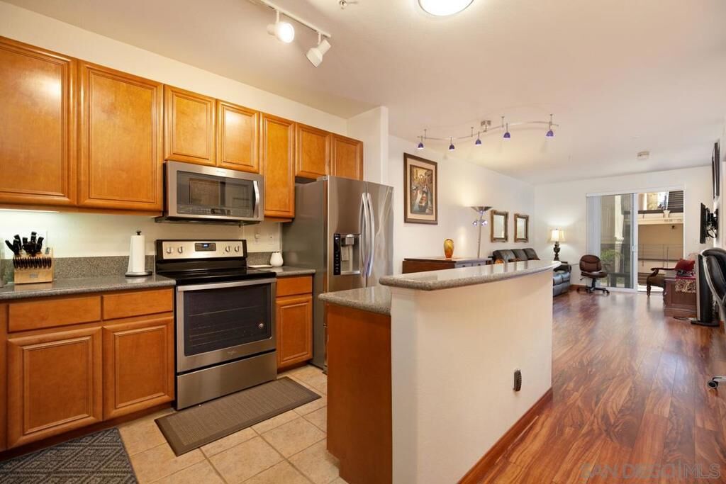 Property Photo: 350 K Street 413 CA 92101