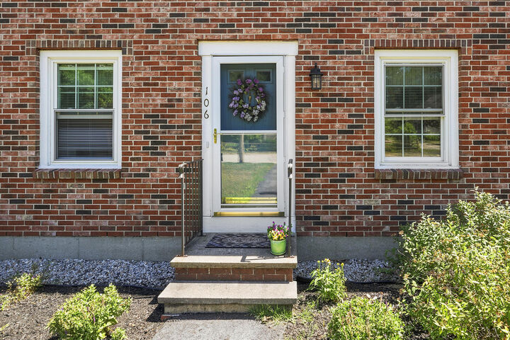 Property Photo:  5 Oregon Avenue 106  ME 04064 