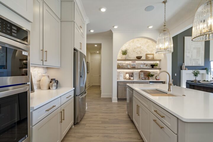 Property Photo:  2070 Riley Park Dr  TN 37064 