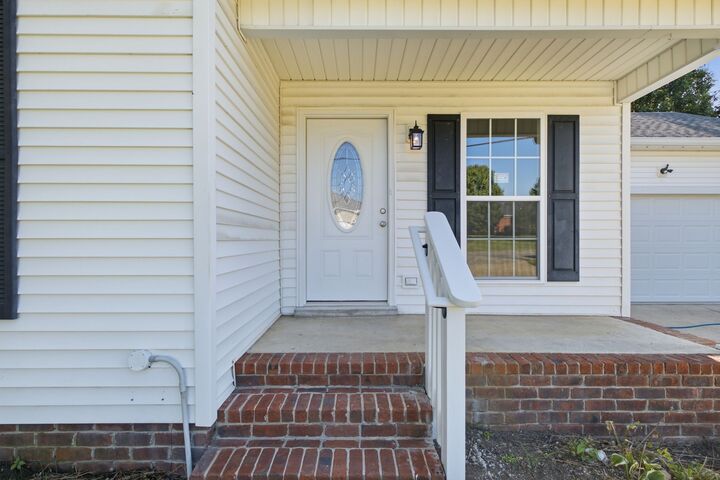 Property Photo:  234 Putter Point Dr  TN 37066 