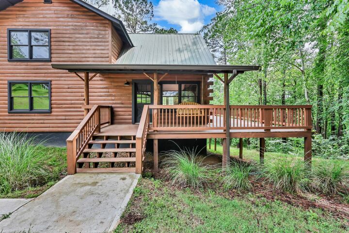 Property Photo:  1386 Justice Rd  TN 37015 