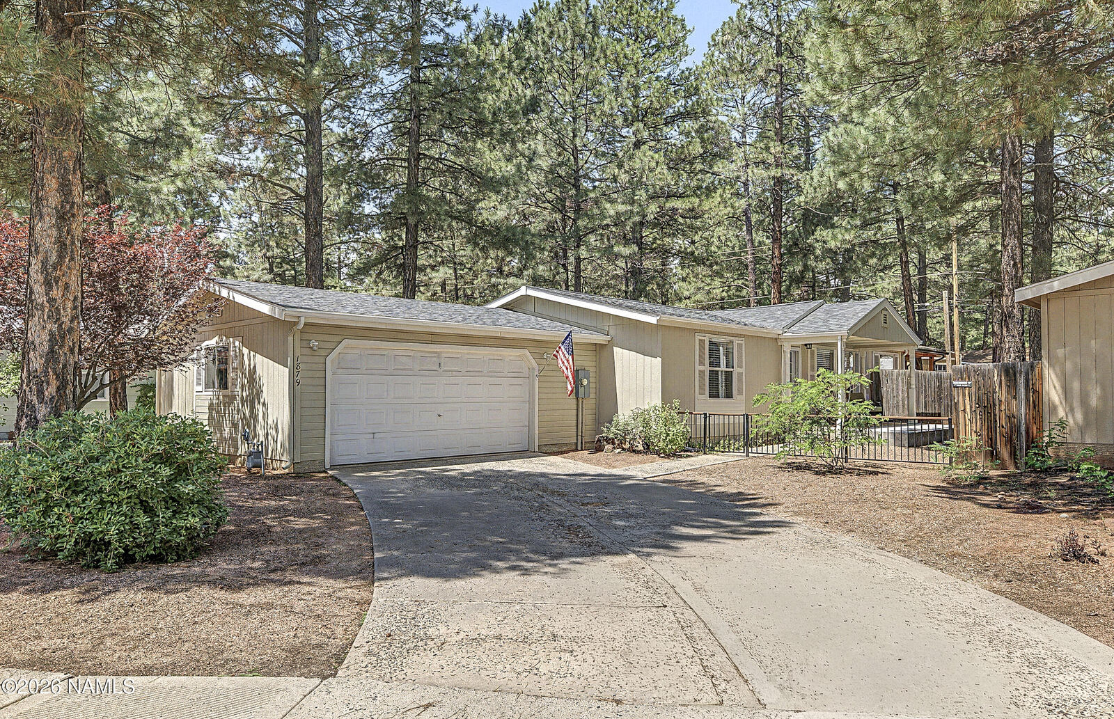 Property Photo: 1879 S Southern Pacific Street AZ 86001