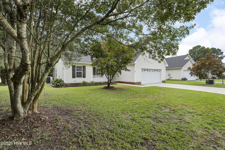 Property Photo: 401 Joy Court NC 28540